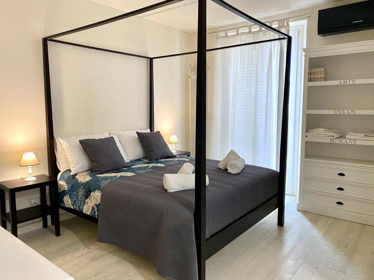 Front Beach Apartments Виареджо Экстерьер фото